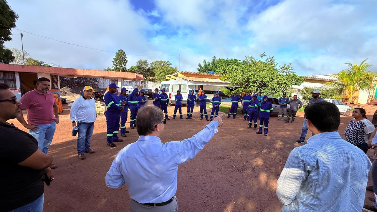 Prefeitura de Coxim lança força-tarefa de limpeza urbana e tapa-buracos